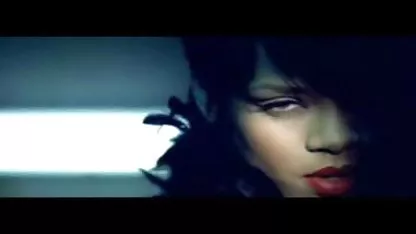 Buzzy puta videos pollas gordas follada en la culata de un lado