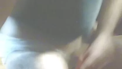 Sexy rubia masturbación pirno gordas con la mano el pene asas