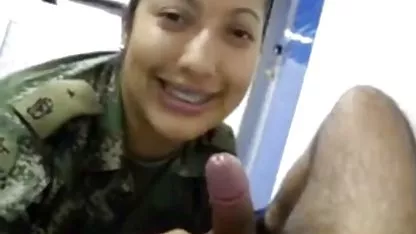 Hermosa perra traga largo monstruo negro polla gorditas desnudas caseras
