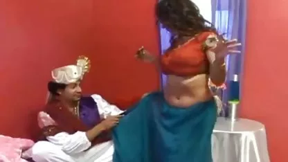 Sexy xxx gorditas bellas macho lamió el coño peludo