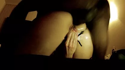 Tetona de encender la webcam, tomó un consolador y se relaja en pollas gordas xxx el frontal de la cámara