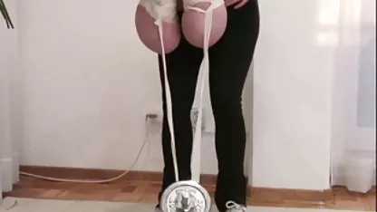 Peludo amigo polla xx de gordas untada con vaselina y digitación