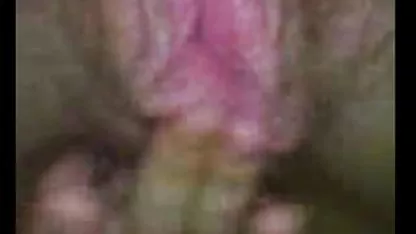 Busty nena chupa la polla gordas negras masturbandose después de follar